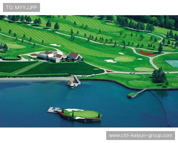 高尔夫球场出现神秘“回旋球”，理科生纷纷解构